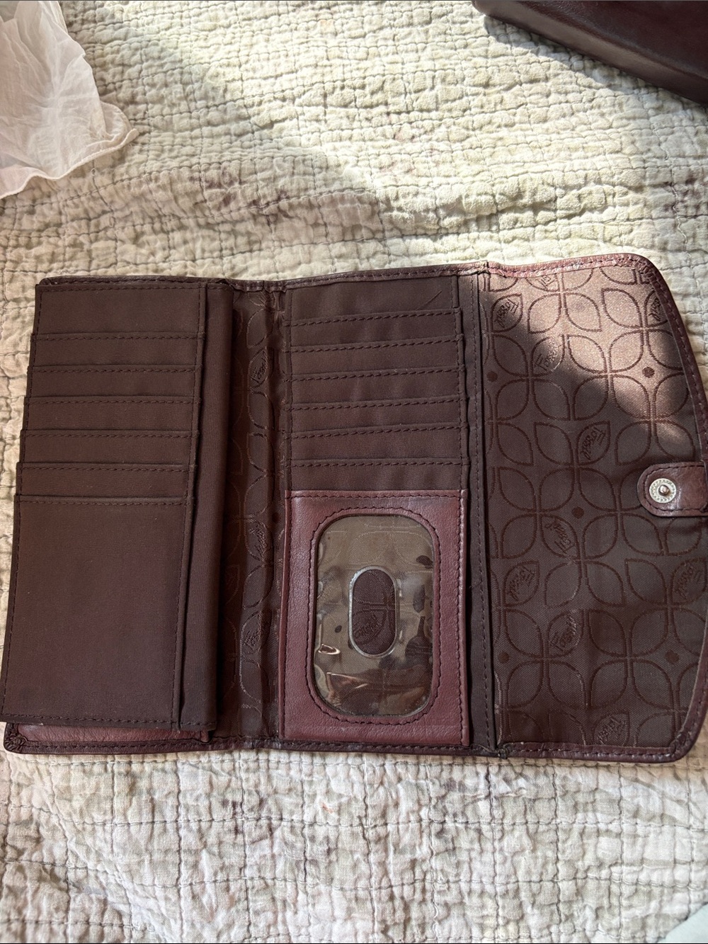Fossil Brown Leather Flap Wallet with Stitch Detail - Picture 3 of 7